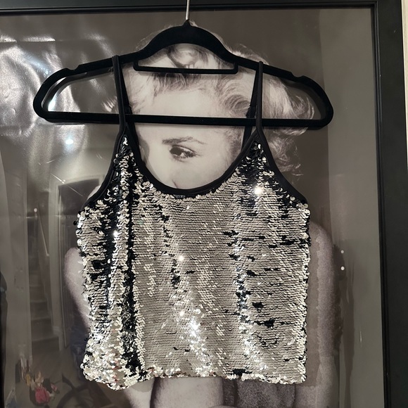 Black and silver sequins top - Picture 3 of 7